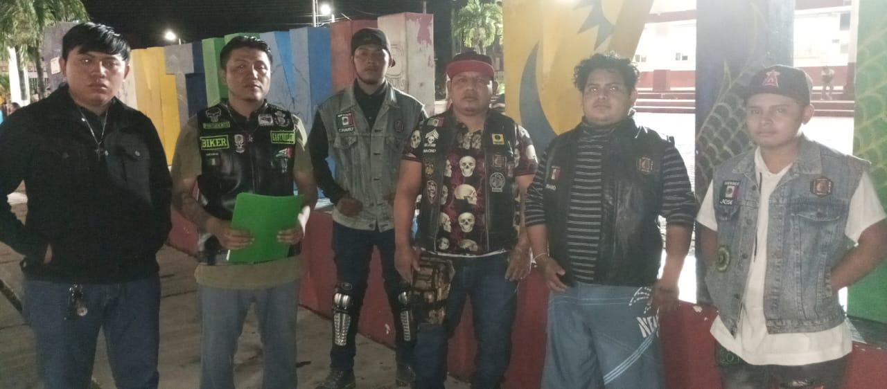 Grupo de motociclistas, en contra de la 'Ley Chaleco' Grupo de motociclistas, en contra de la 'Ley Chaleco'
