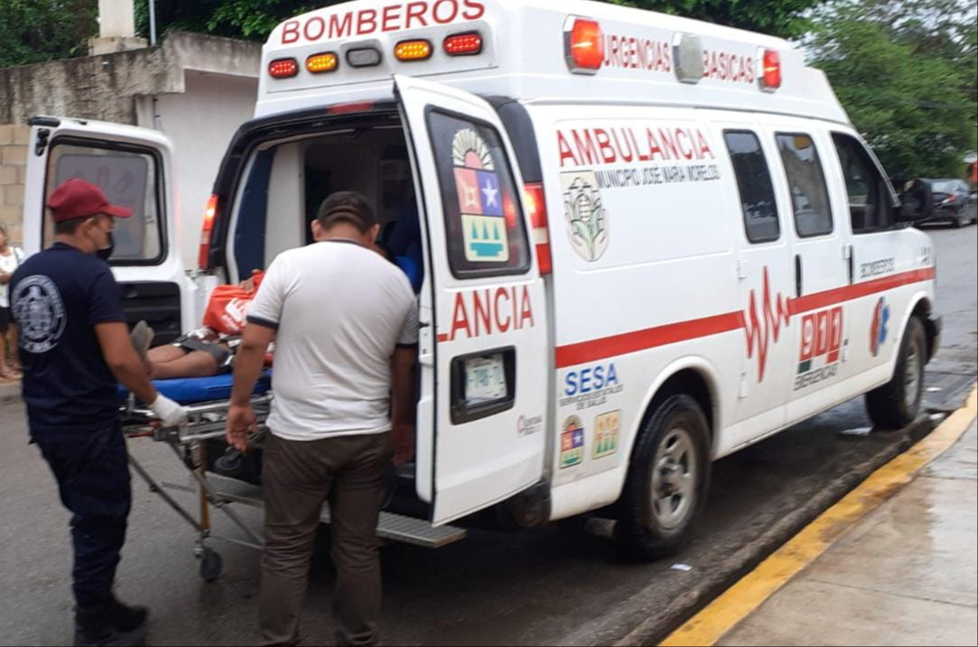 Hombre es descalabrado y termina en el hospital tras pleito en José María Morelos