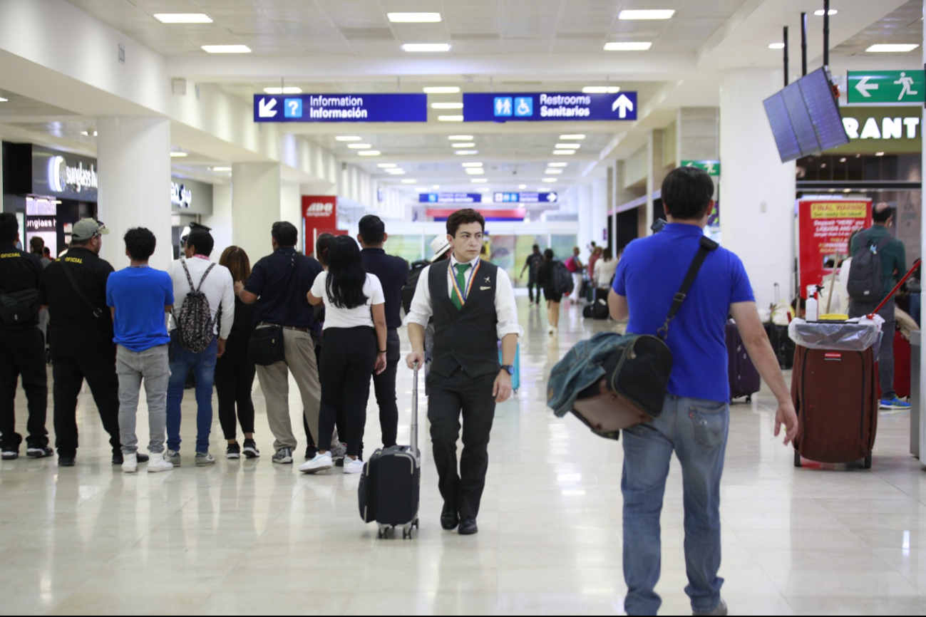 Los vuelos fueron en su mayoría internacionales en el aeropuerto de Cancún Los vuelos fueron en su mayoría internacionales en el aeropuerto de Cancún