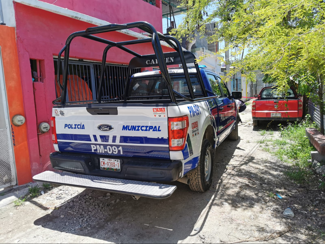 No hubo personas lesionadas, solo casquillos percutidos y disparos en unas láminas. No hubo personas lesionadas, solo casquillos percutidos y disparos en unas láminas.