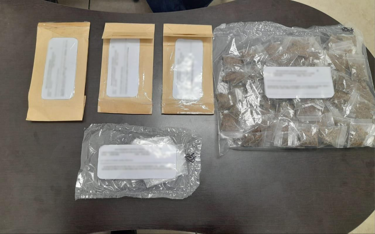 Hay diversas drogas aseguradas en el cateo Hay diversas drogas aseguradas en el cateo