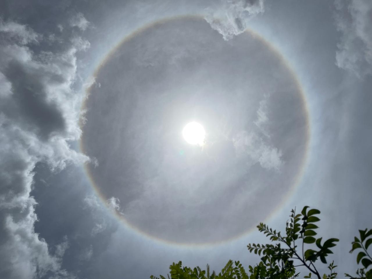 ¡Espectacular! Halo solar sorprende a  pobladores de Hopelchén