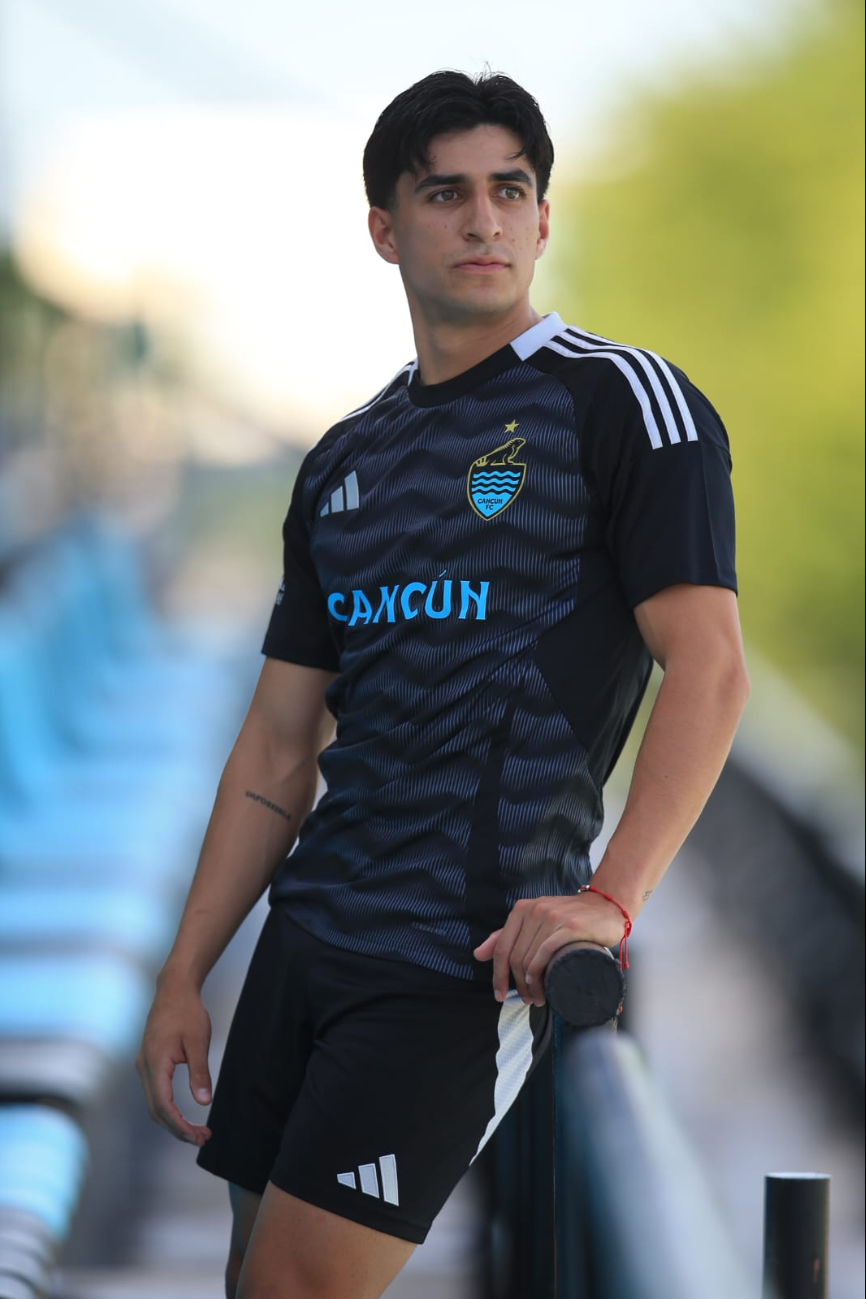 Óscar Eduardo Villa Domínguez vestirá la piel de las Iguanas del Cancún FC Óscar Eduardo Villa Domínguez vestirá la piel de las Iguanas del Cancún FC