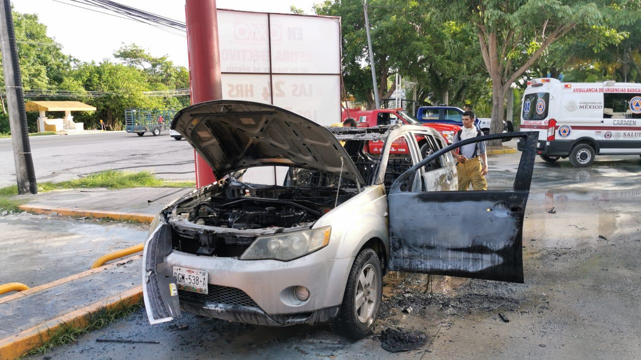 El incendio se origina por un supuesto cortocircuito El incendio se origina por un supuesto cortocircuito