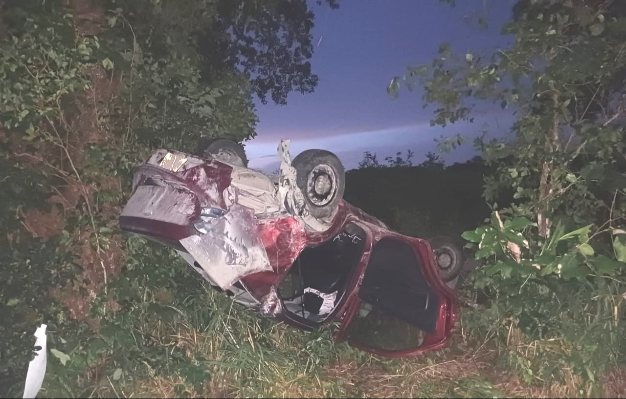 El conductor terminó lesionado y trasladado al hospital
