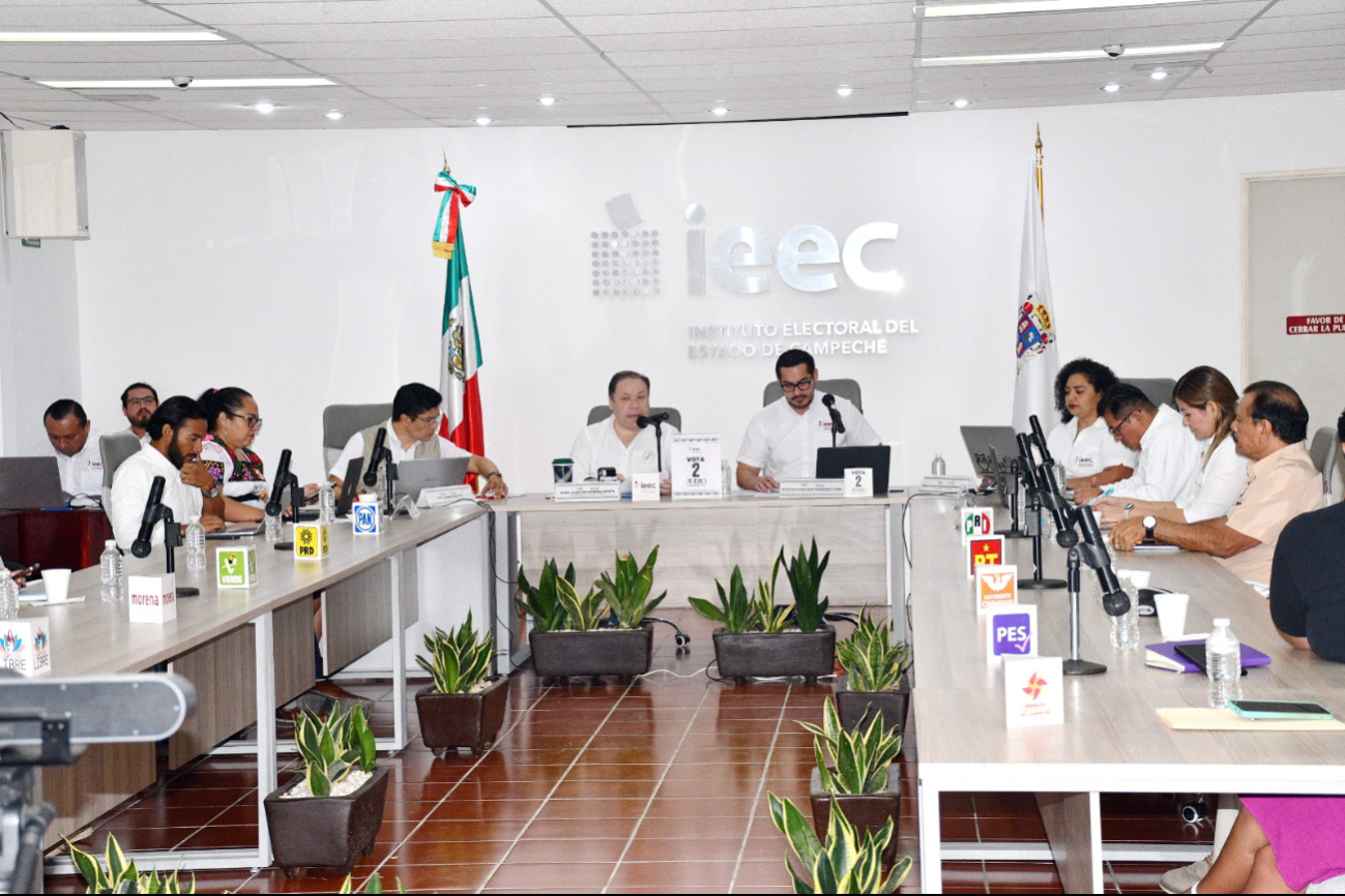 Coincidieron en la necesidad de una auditoría completa de las finanzas del IEEC. Coincidieron en la necesidad de una auditoría completa de las finanzas del IEEC.