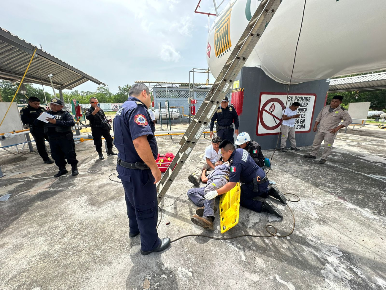 El gasero fue trasladado de emergencia a un hospital El gasero fue trasladado de emergencia a un hospital