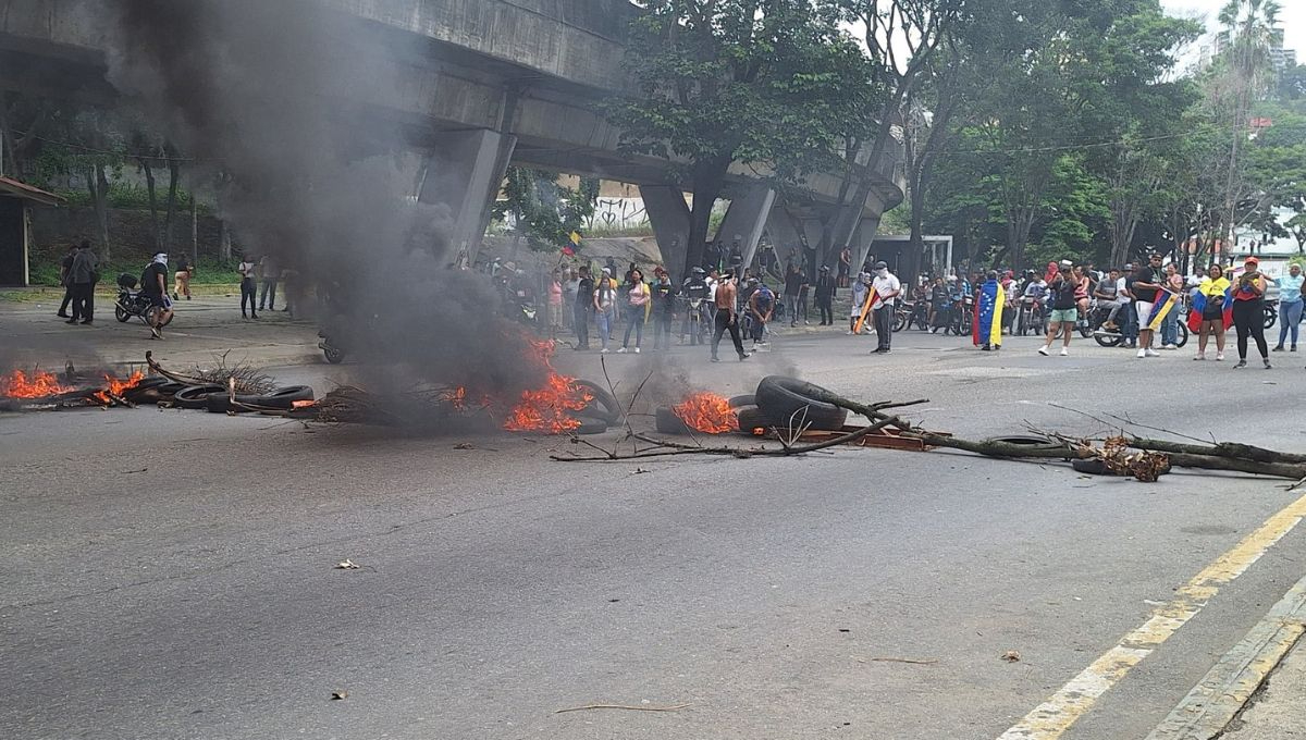 Caracas responde con cacerolazos tras proclamación de Maduro en elecciones venezolanas