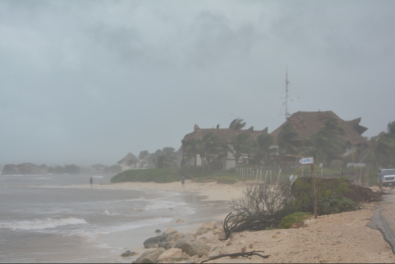 El Huracán Beryl ingresará a Quintana Roo en 24 horas El Huracán Beryl ingresará a Quintana Roo en 24 horas