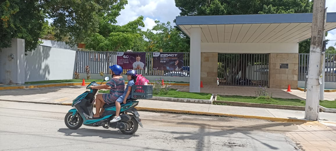 Se intoxican 48 alumnos de una escuela de Tizimín con químicos para fumigar