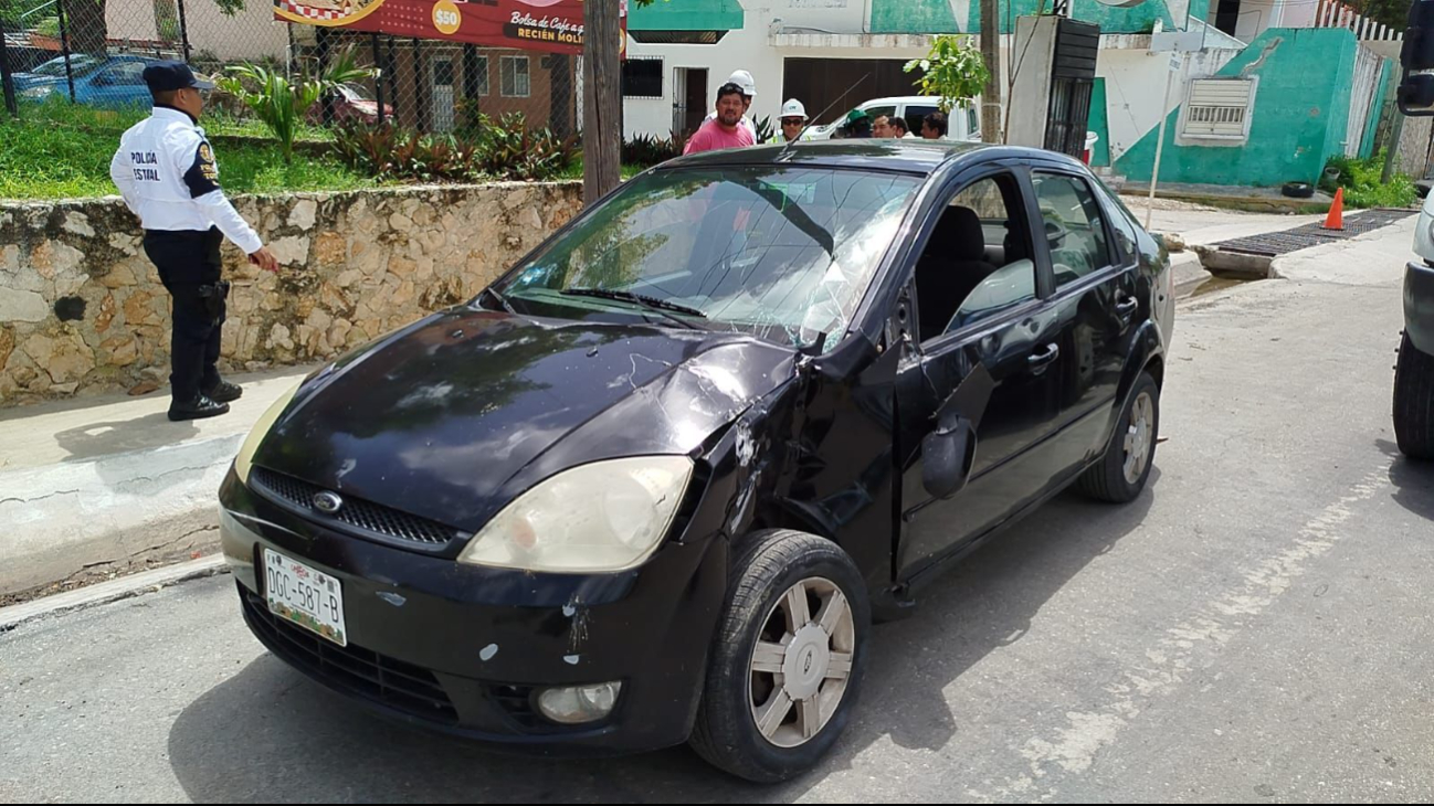 Ford Fiesta, transitaba con preferencia pero a alta velocidad. Ford Fiesta, transitaba con preferencia pero a alta velocidad.