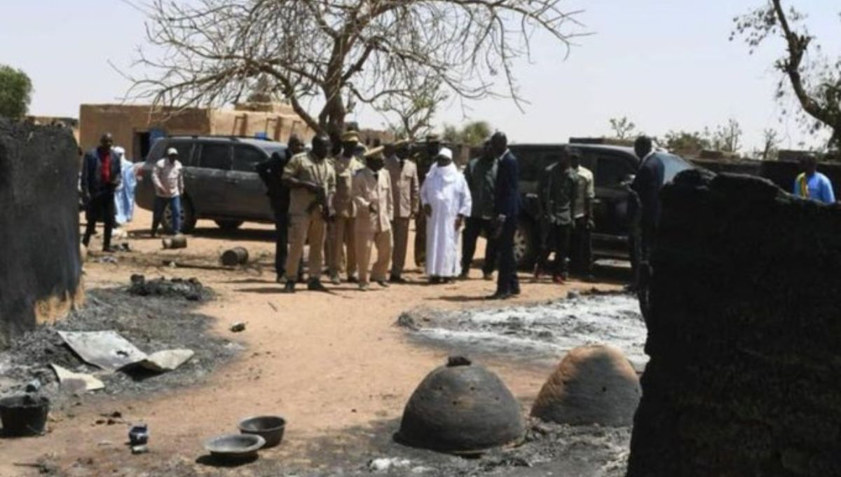 Un ataque de rebeldes extremistas en Mali, dejó saldo de 21 personas muertas durante la celebración de una boda Un ataque de rebeldes extremistas en Mali, dejó saldo de 21 personas muertas durante la celebración de una boda