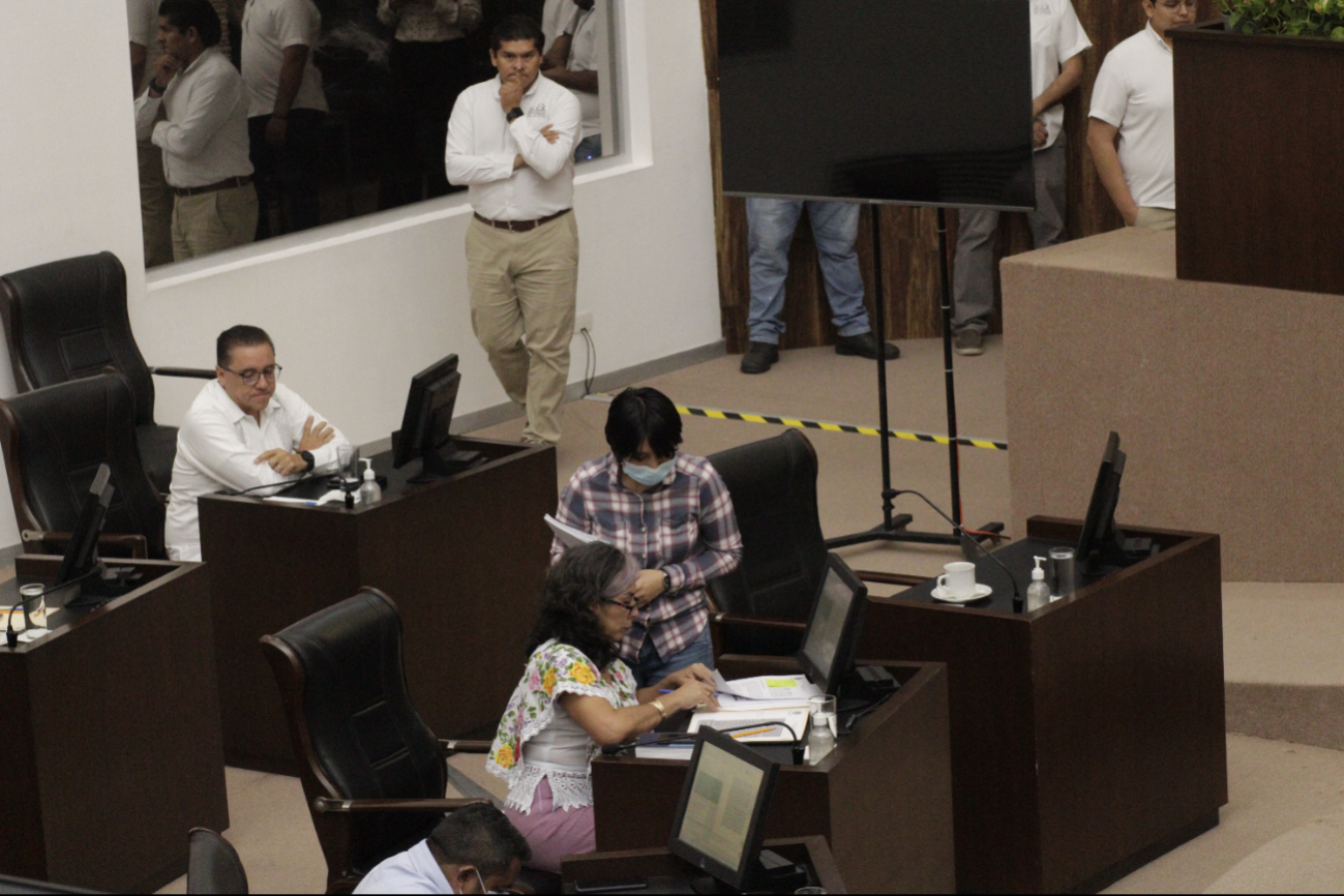 Congreso de Yucatán: Indigna bono de 10 mil pesos a sindicalizados 
