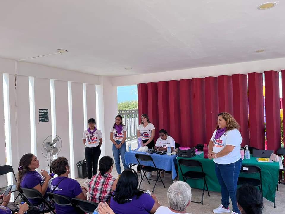 Trabajo y Atención Social: $15,104 MXN al mes. Trabajo y Atención Social: $15,104 MXN al mes.