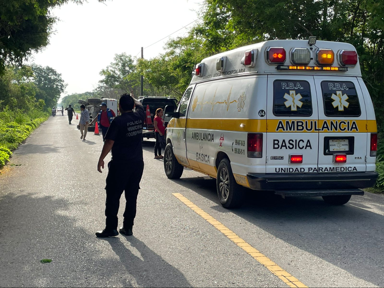 Al lugar llegaron elementos de la Policía Municipal Al lugar llegaron elementos de la Policía Municipal