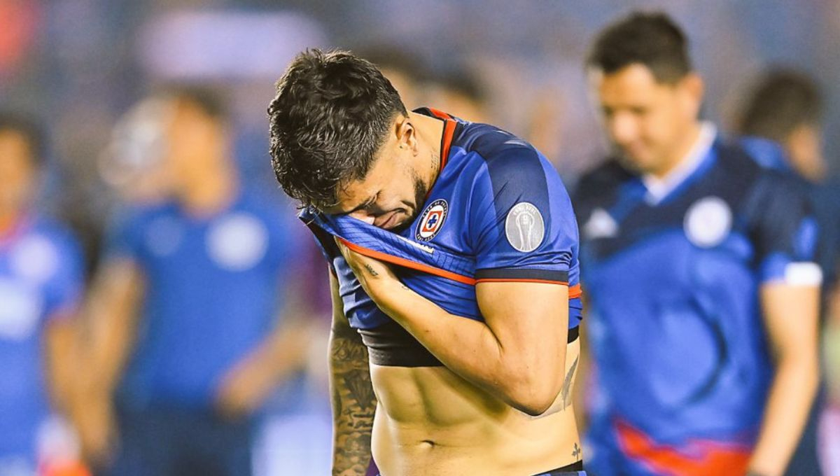 Carlos Salcedo, futbolista de Cruz Azul