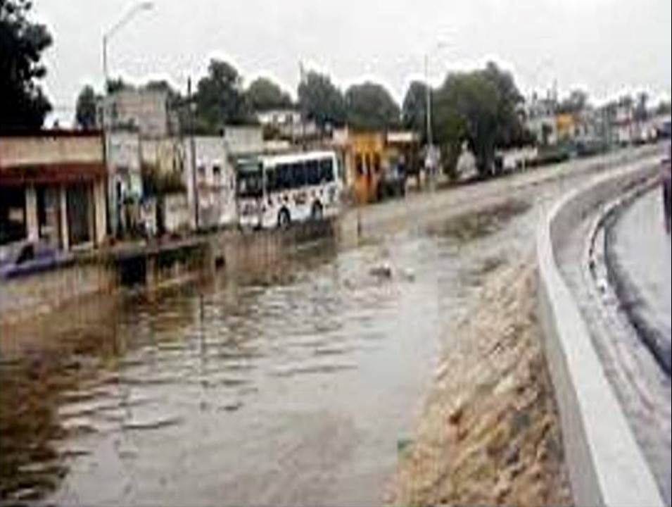 Daños por el paso del Huracán Isidoro. Ria de San Francisco. 2002. Daños por el paso del Huracán Isidoro. Ria de San Francisco. 2002.