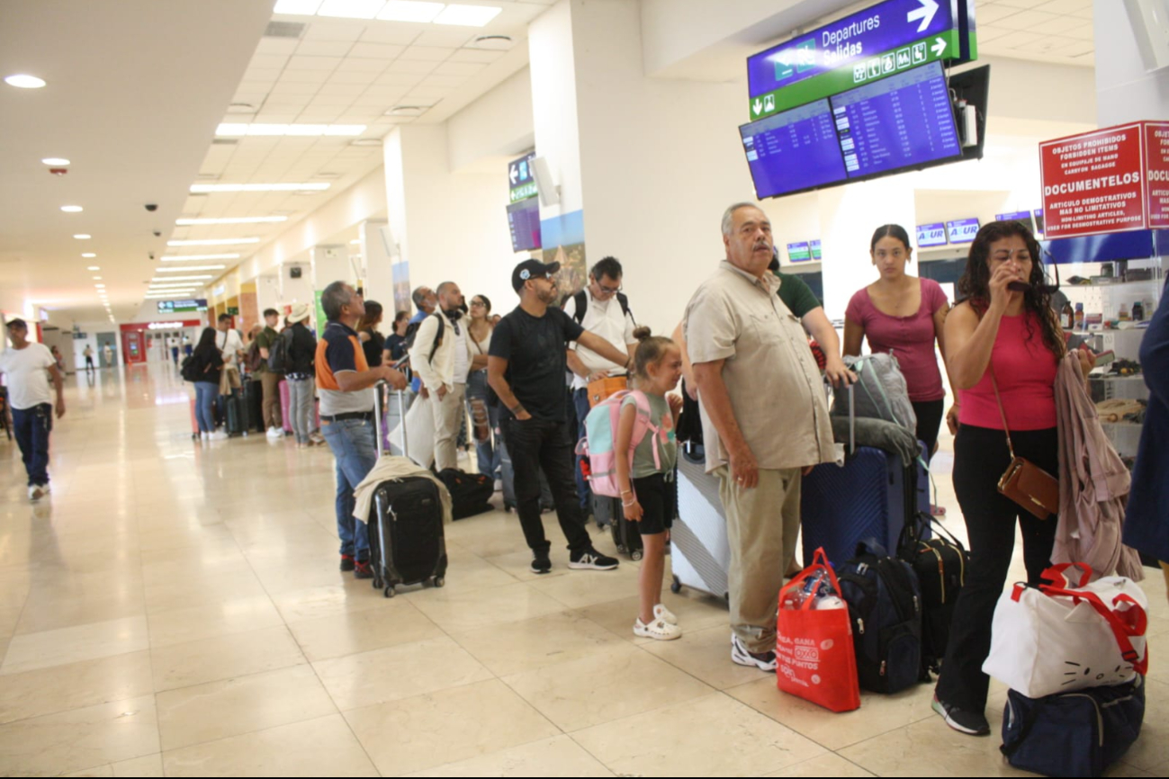 Vuelos de la tarde-noche de este jueves y viernes han sido cancelados Vuelos de la tarde-noche de este jueves y viernes han sido cancelados