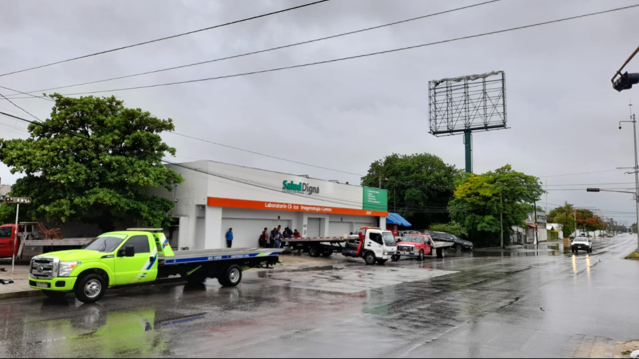 Declaran Alerta Naranja en Quintana Roo tras el paso del Huracán Beryl