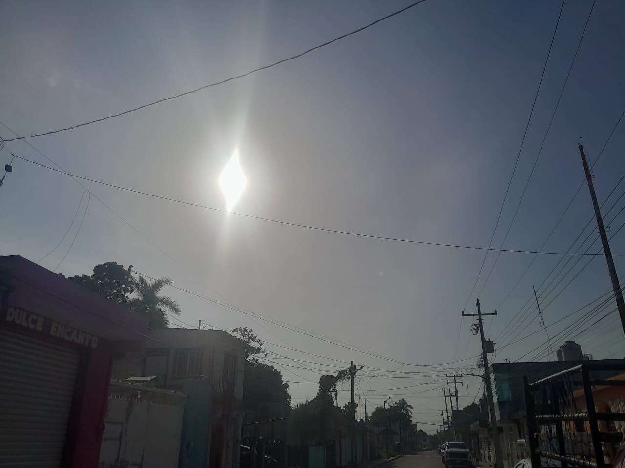 La ciudad despierta con sol, sin las esperadas lluvias fuertes. La ciudad despierta con sol, sin las esperadas lluvias fuertes.