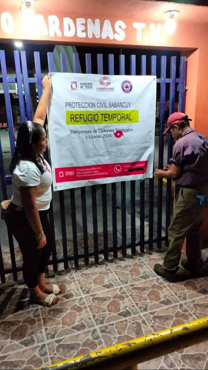 Los refugios temporales estaban preparados, pero no fue necesario su uso debido a la trayectoria del huracán. Los refugios temporales estaban preparados, pero no fue necesario su uso debido a la trayectoria del huracán.