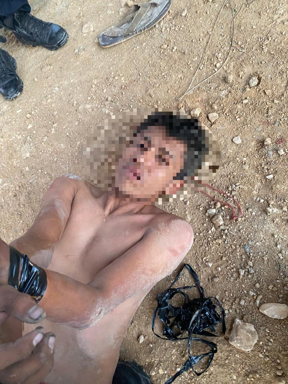 Vecinos ayudaron al individuo para evitar que el presunto ladrón escapara Vecinos ayudaron al individuo para evitar que el presunto ladrón escapara