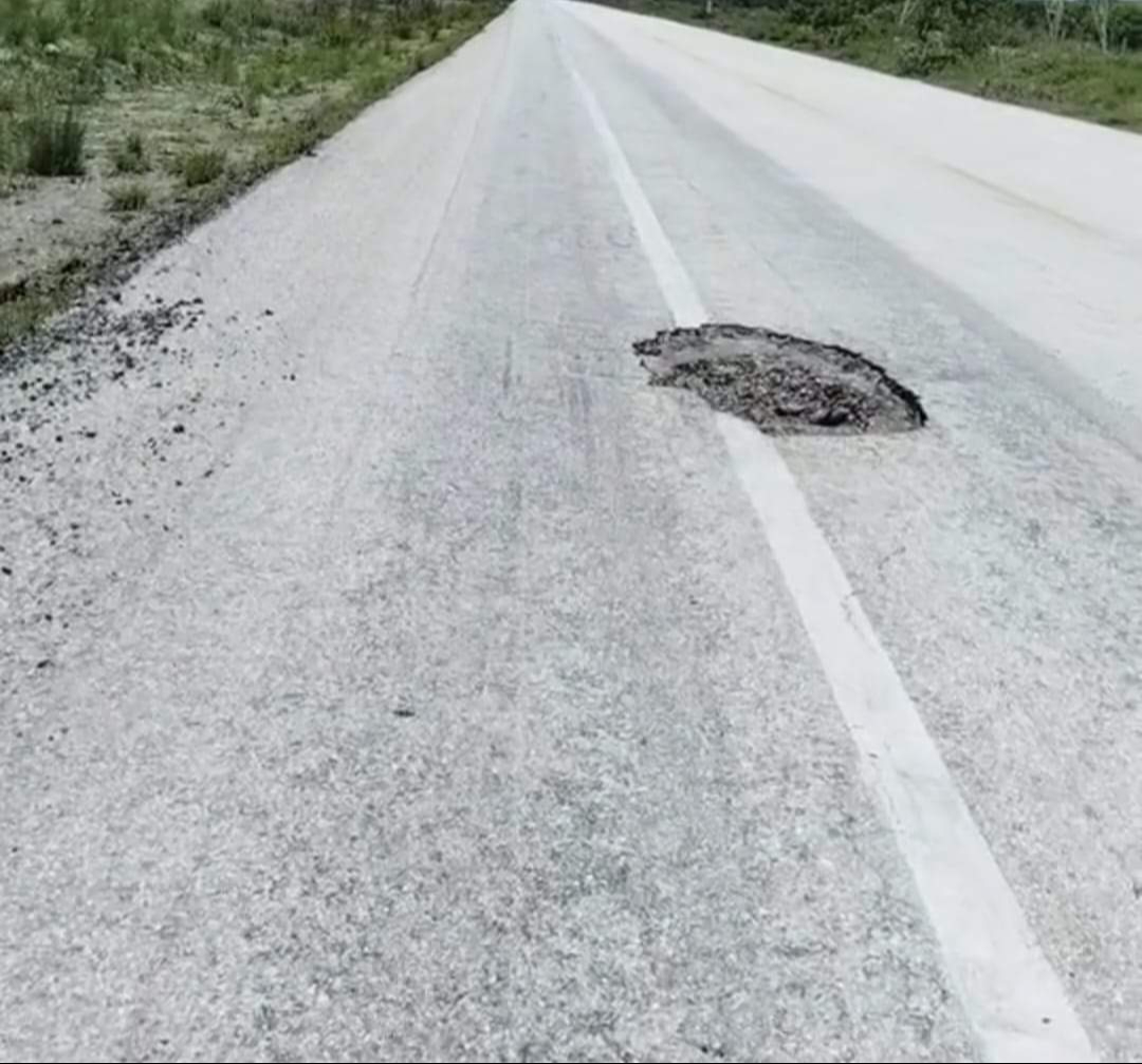 Ciudad del Carmen: Beryl deja hoyancos y provoca accidentes viales en carretera federal 180