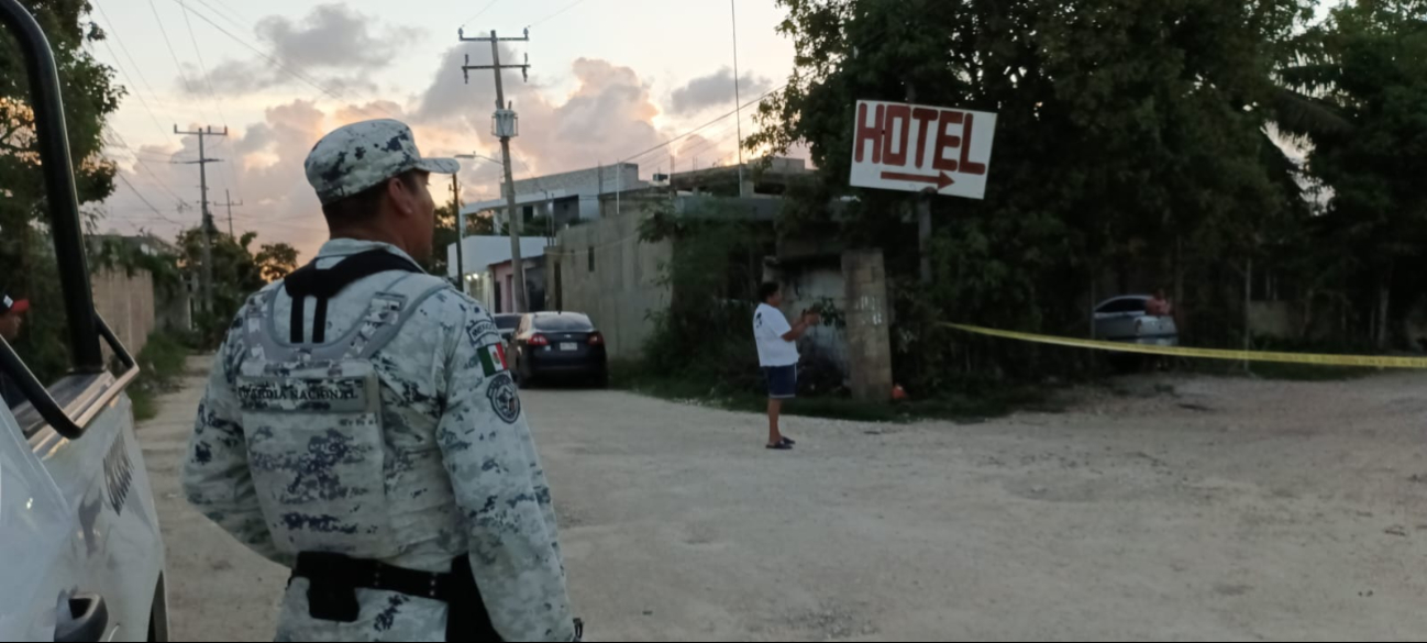 Agentes de seguridad arribaron al motel en Cancún Agentes de seguridad arribaron al motel en Cancún