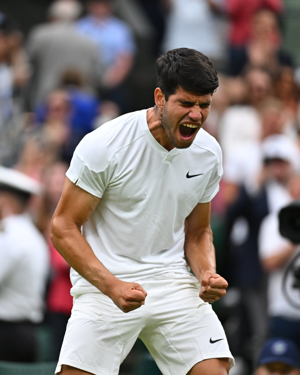 Carlos Alcaraz logra su pase a los Cuartos de Final  en Wimbledon  