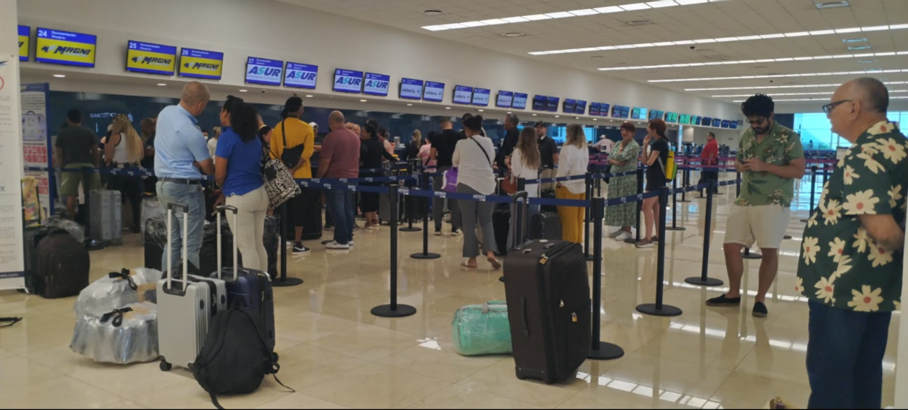 El vuelo a Houston, Texas, fue cancelado por la aproximación del Huracán Beryl