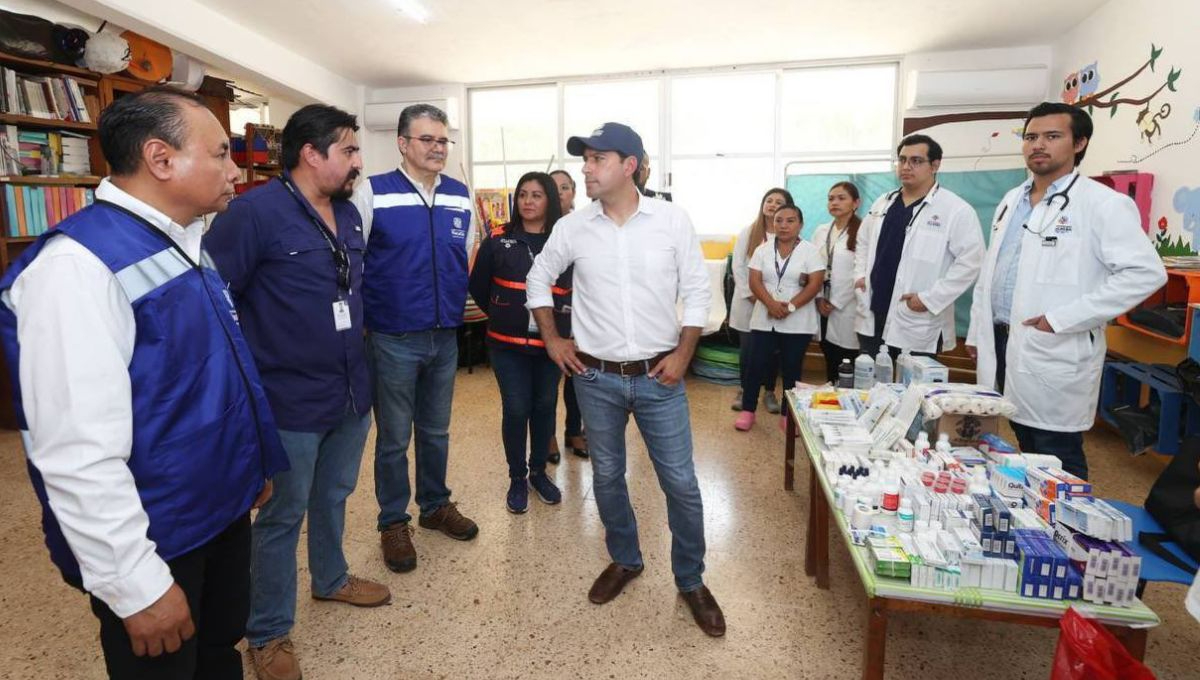 Mauricio Vila se reúne con personal de salud en Yucatán