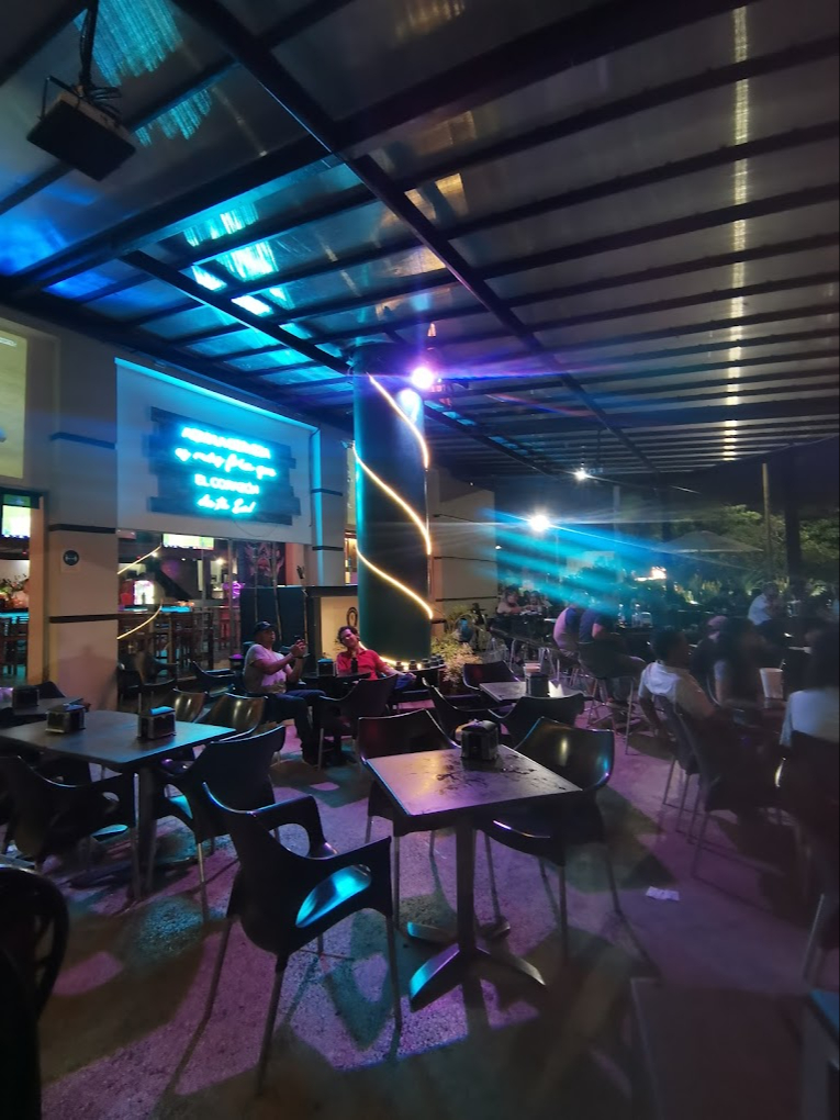 Por qué cerró famoso bar del centro de Cancún