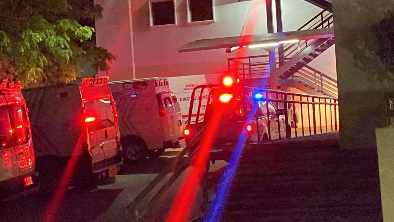 El hombre fue trasladado en ambulancia al hospital El hombre fue trasladado en ambulancia al hospital