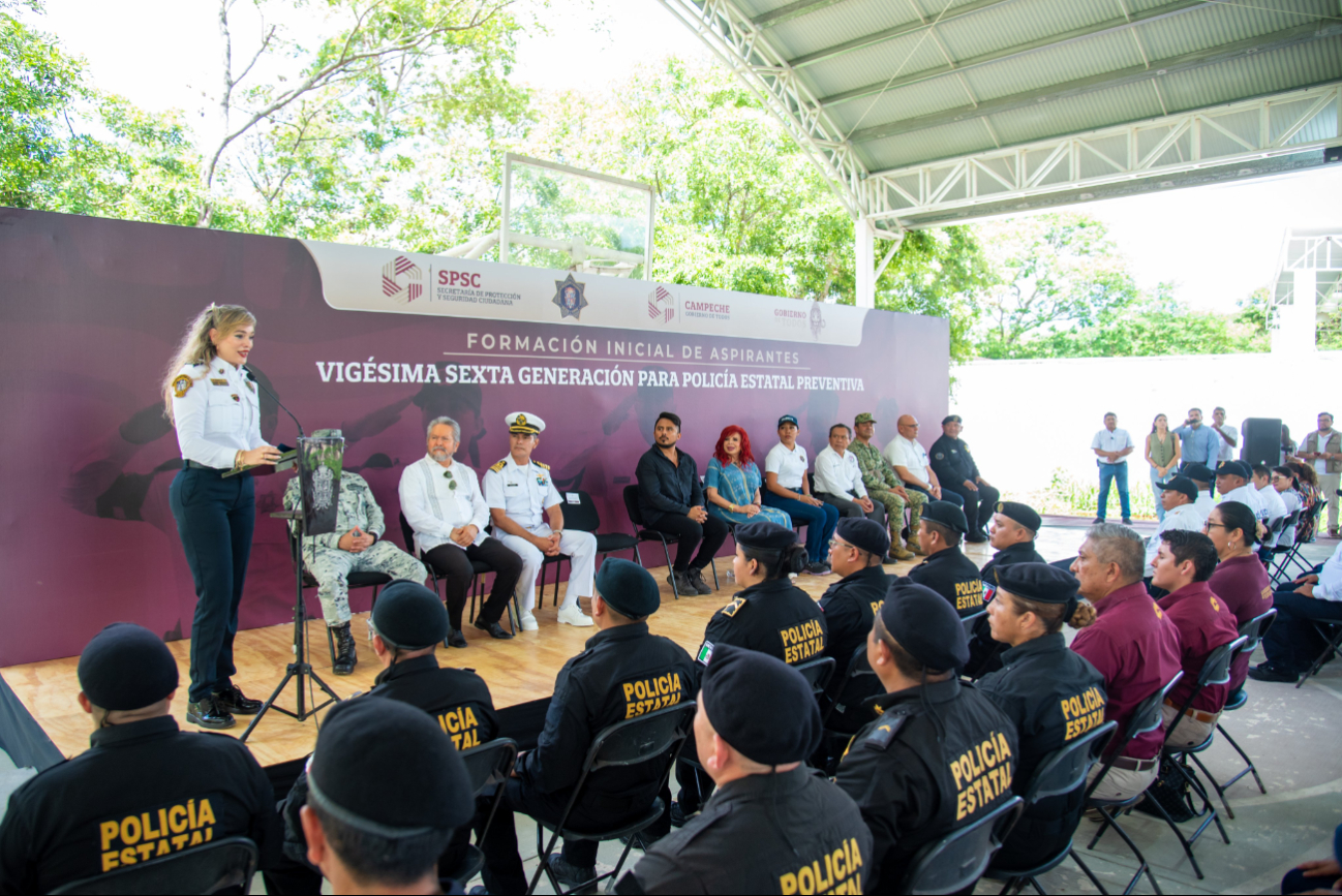 Marcela Muñoz señaló que 113 cadetes entrarán a la policía de Campeche Marcela Muñoz señaló que 113 cadetes entrarán a la policía de Campeche