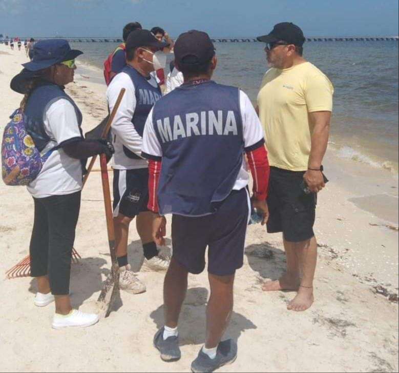 Se asignaron varias cuadrillas de agentes a puntos, como los alrededores de la estatua de Poseidón y las calles cercanas al mar. Se asignaron varias cuadrillas de agentes a puntos, como los alrededores de la estatua de Poseidón y las calles cercanas al mar.