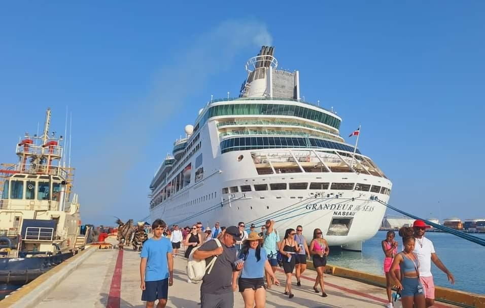 Llegada de cruceros revive al turismo en Progreso
