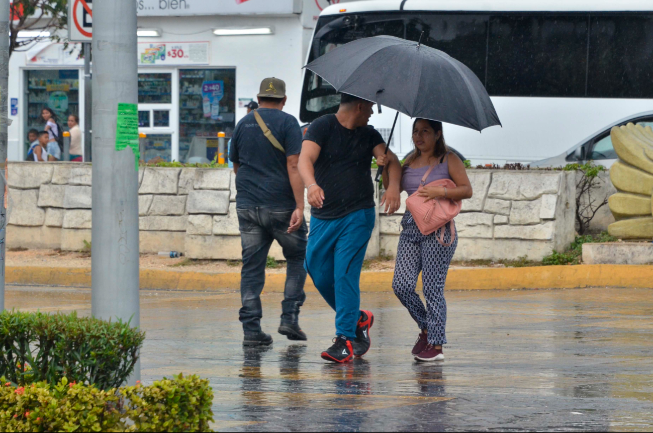 Onda Tropical 15 causará  lluvias fuertes en Quintana Roo este fin de semana