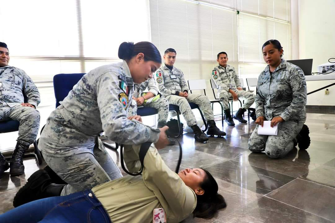 Continúa la capacitación en el Aeropuerto Internacional de Campeche para evacuar y proteger a usuarios y personal en caso de emergencias. Continúa la capacitación en el Aeropuerto Internacional de Campeche para evacuar y proteger a usuarios y personal en caso de emergencias.