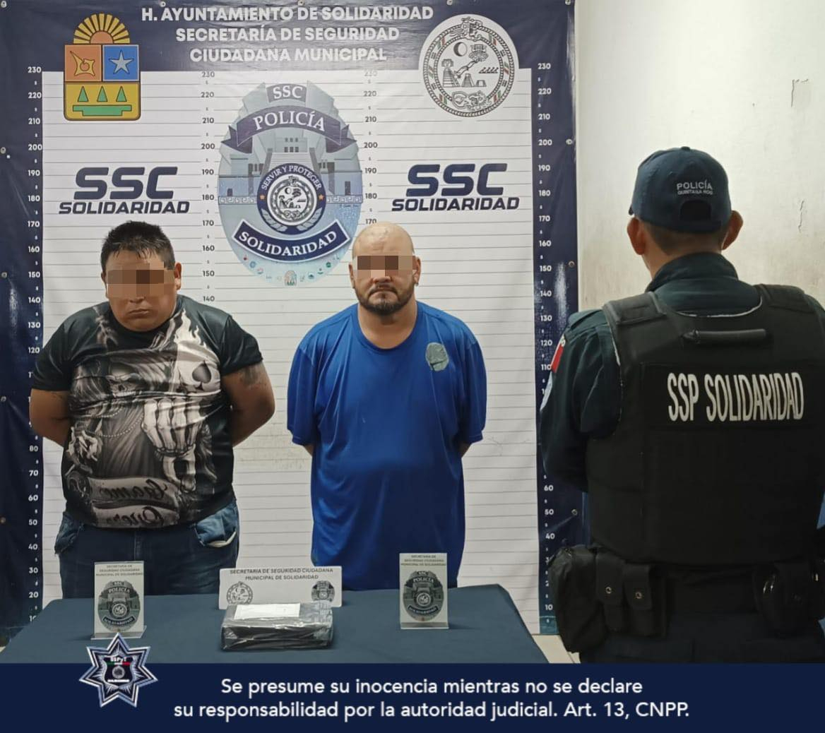 Los dos hombres fueron detenidos por delitos contra la salud Los dos hombres fueron detenidos por delitos contra la salud
