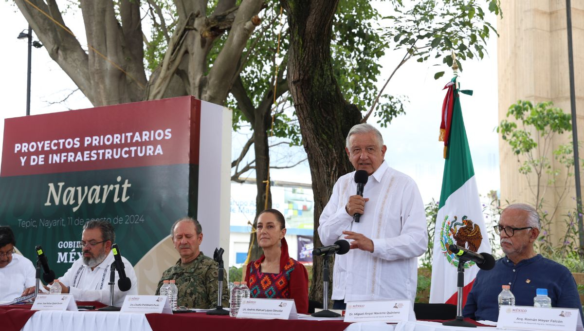 AMLO viajó a Nayarit junto a Claudia Sheinbaum AMLO viajó a Nayarit junto a Claudia Sheinbaum