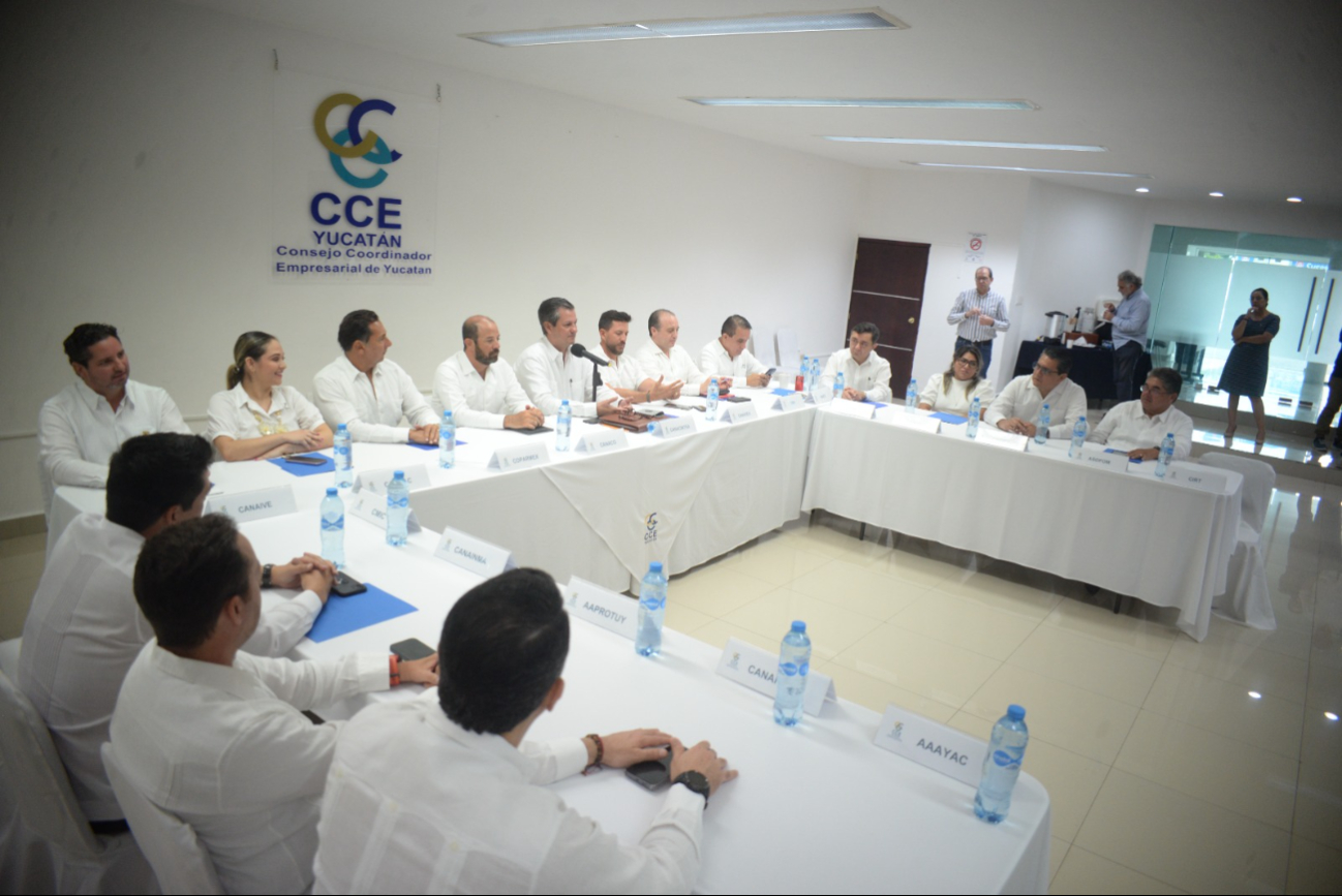 Alejandro Gómory Martínez también está a cargo de la Canacintra en Yucatán Alejandro Gómory Martínez también está a cargo de la Canacintra en Yucatán