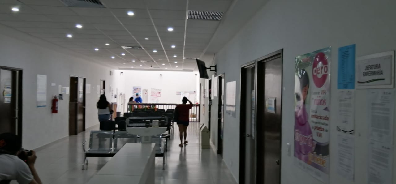 En el IMSS no hay dentista, en el ISSSTE no hay servicio por la tarde y tampoco se están canalizando usuarios a Cancún. En el IMSS no hay dentista, en el ISSSTE no hay servicio por la tarde y tampoco se están canalizando usuarios a Cancún.