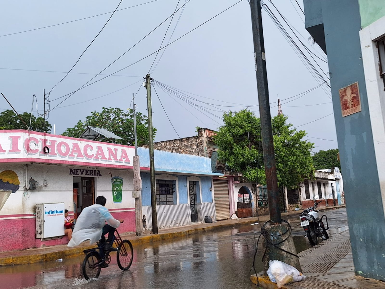 En la capital yucateca las precipitaciones estarán acompañadas de rachas de viento, que se presentarán después del medio día En la capital yucateca las precipitaciones estarán acompañadas de rachas de viento, que se presentarán después del medio día