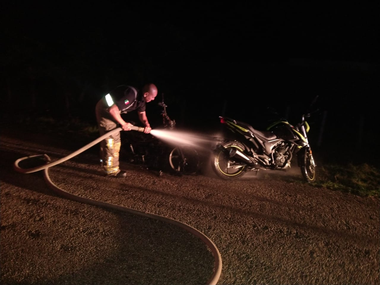 Queman motocicletas cerca de la colonia La Chiquita. Queman motocicletas cerca de la colonia La Chiquita.