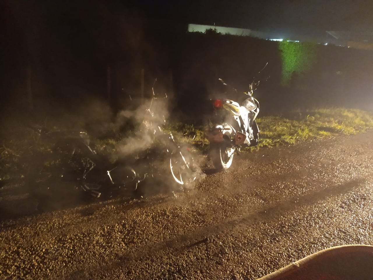 También escucharon varias detonaciones de armas de fuego También escucharon varias detonaciones de armas de fuego