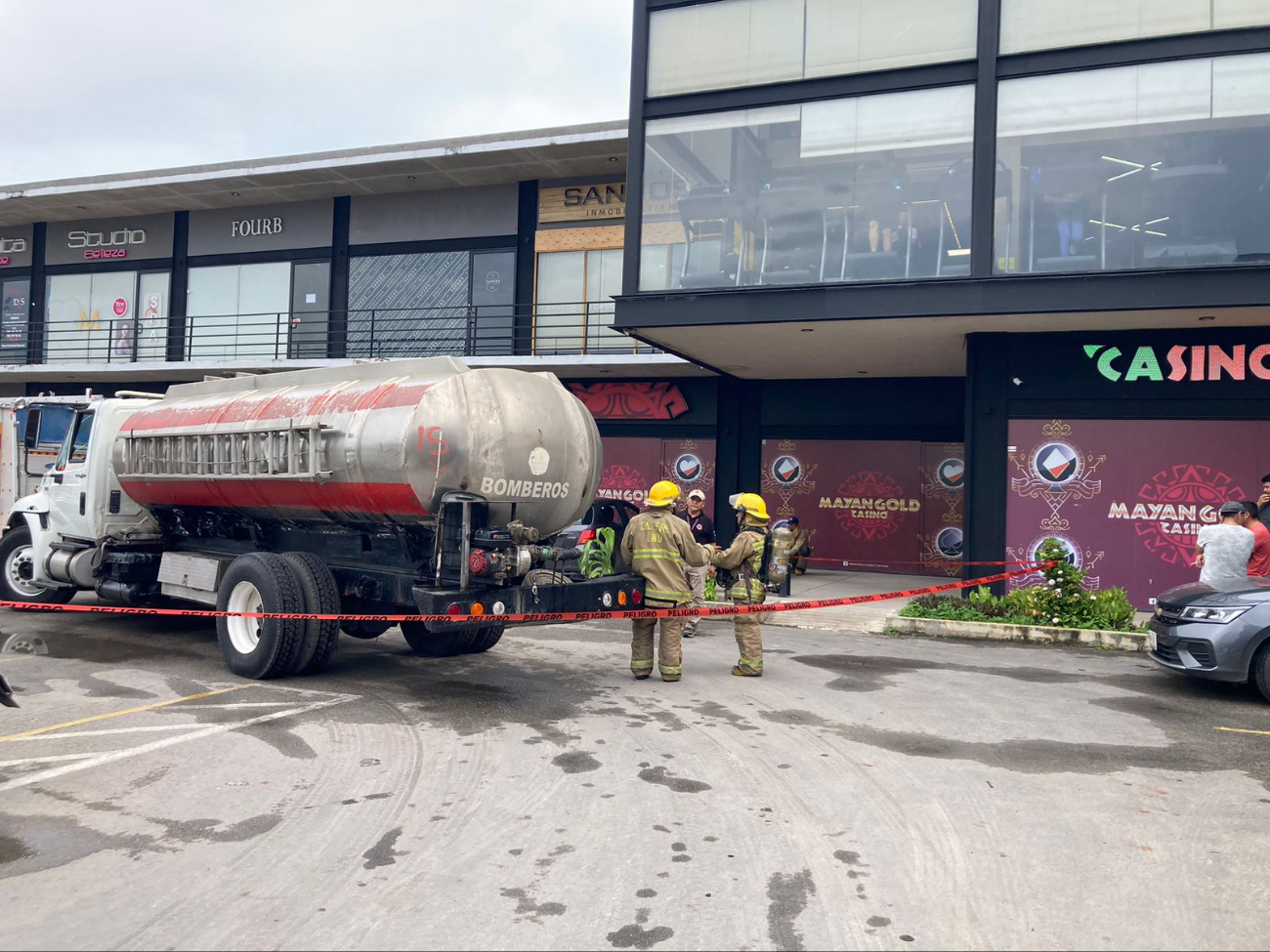 El Cuerpo de Bomberos atendió el incendio El Cuerpo de Bomberos atendió el incendio