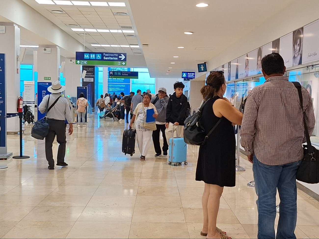 Se mantiene una regular afluencia de pasajeros Se mantiene una regular afluencia de pasajeros