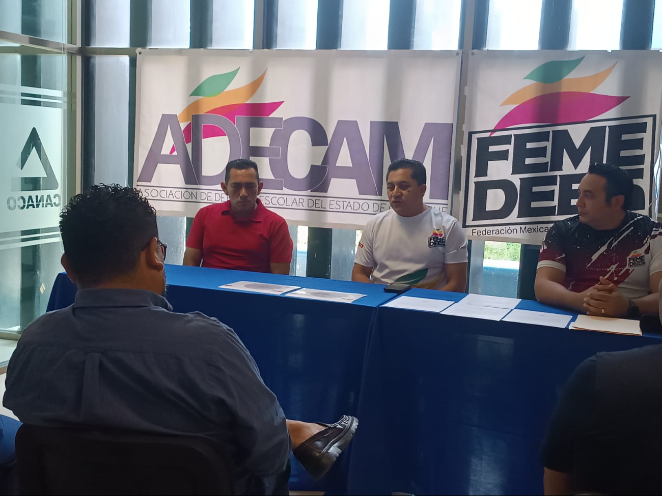 Manuel Humberto Santos Cuituny y Edgar Iván Pérez Palma se unieron como coordinadores de fútbol y fútbol escolar, respectivamente. Manuel Humberto Santos Cuituny y Edgar Iván Pérez Palma se unieron como coordinadores de fútbol y fútbol escolar, respectivamente.