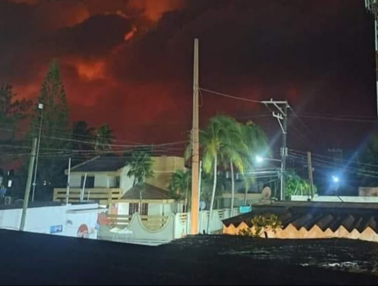 Vista del incendio desde Sisal Vista del incendio desde Sisal