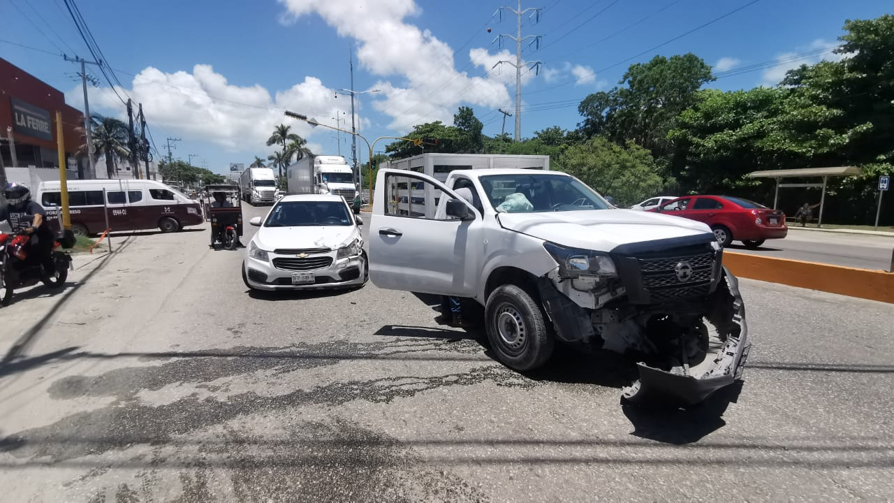 : Daños materiales de varios miles de pesos en la colonia Pedro Sáenz de Baranda. : Daños materiales de varios miles de pesos en la colonia Pedro Sáenz de Baranda.